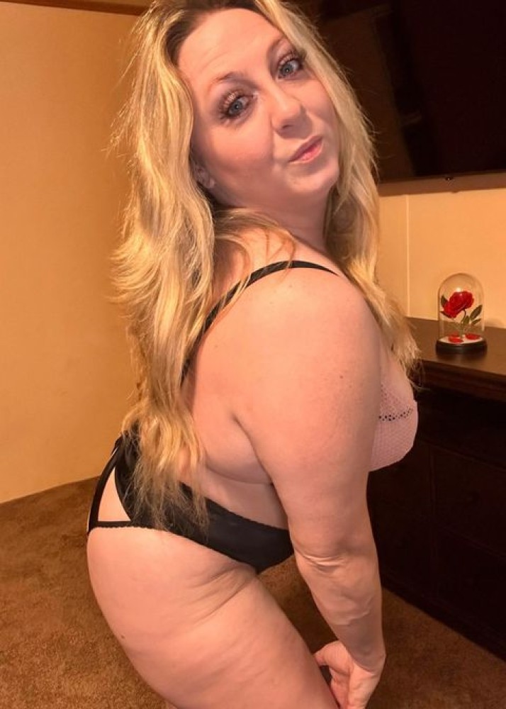 Индивидуалка Лена фото № 2 в городе Корсаков