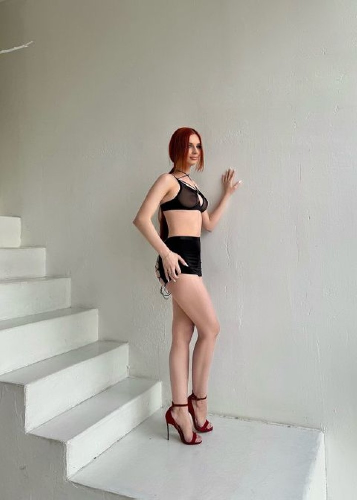 Индивидуалка Карина фото № 2 в городе Корсаков